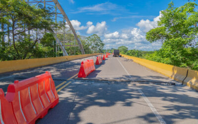 Inician las obras de mantenimiento en el punete sobre el Río Opón