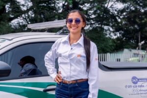 Colaboradora, inspectora vial, mujeres